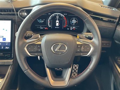 2025 Lexus LBX — миниатюра 15