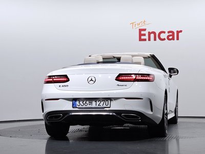 MERCEDES-BENZ E-CLASS - 3