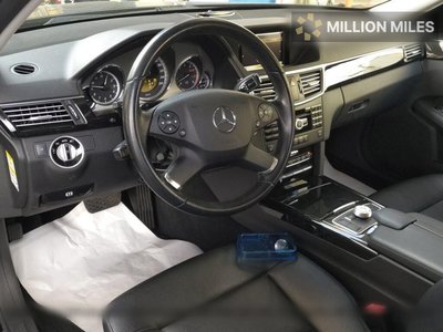 MERCEDES-BENZ E-CLASS - 3