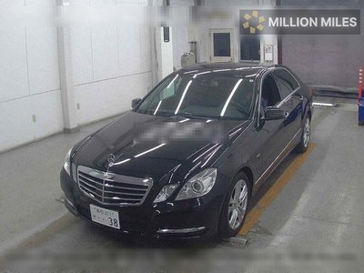 MERCEDES-BENZ E-CLASS - 4