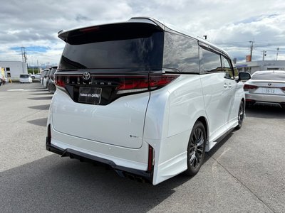 TOYOTA VELLFIRE - 8