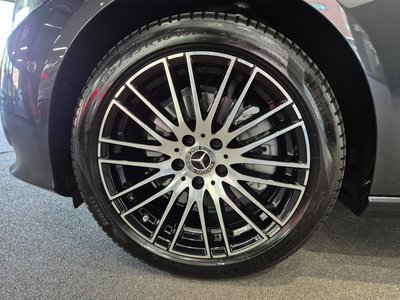 MERCEDES-BENZ C-CLASS - 6