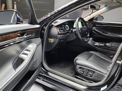 2020 Genesis G90 缩略图 11