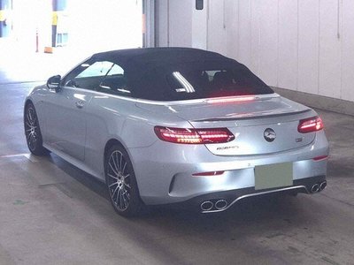 MERCEDES-BENZ E-CLASS - 2