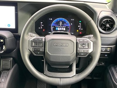 TOYOTA LAND CRUISER 250 - 8