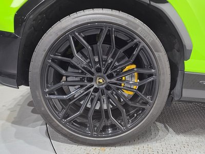 LAMBORGHINI URUS - 7