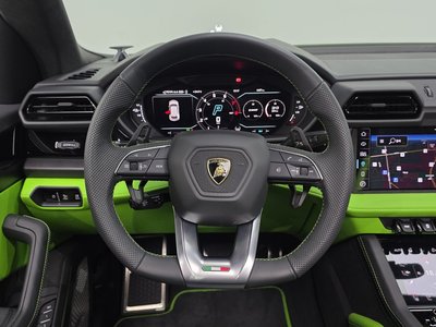 2025 Lamborghini URUS thumbnail 21