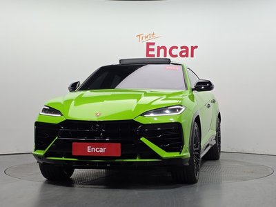 LAMBORGHINI URUS - 2