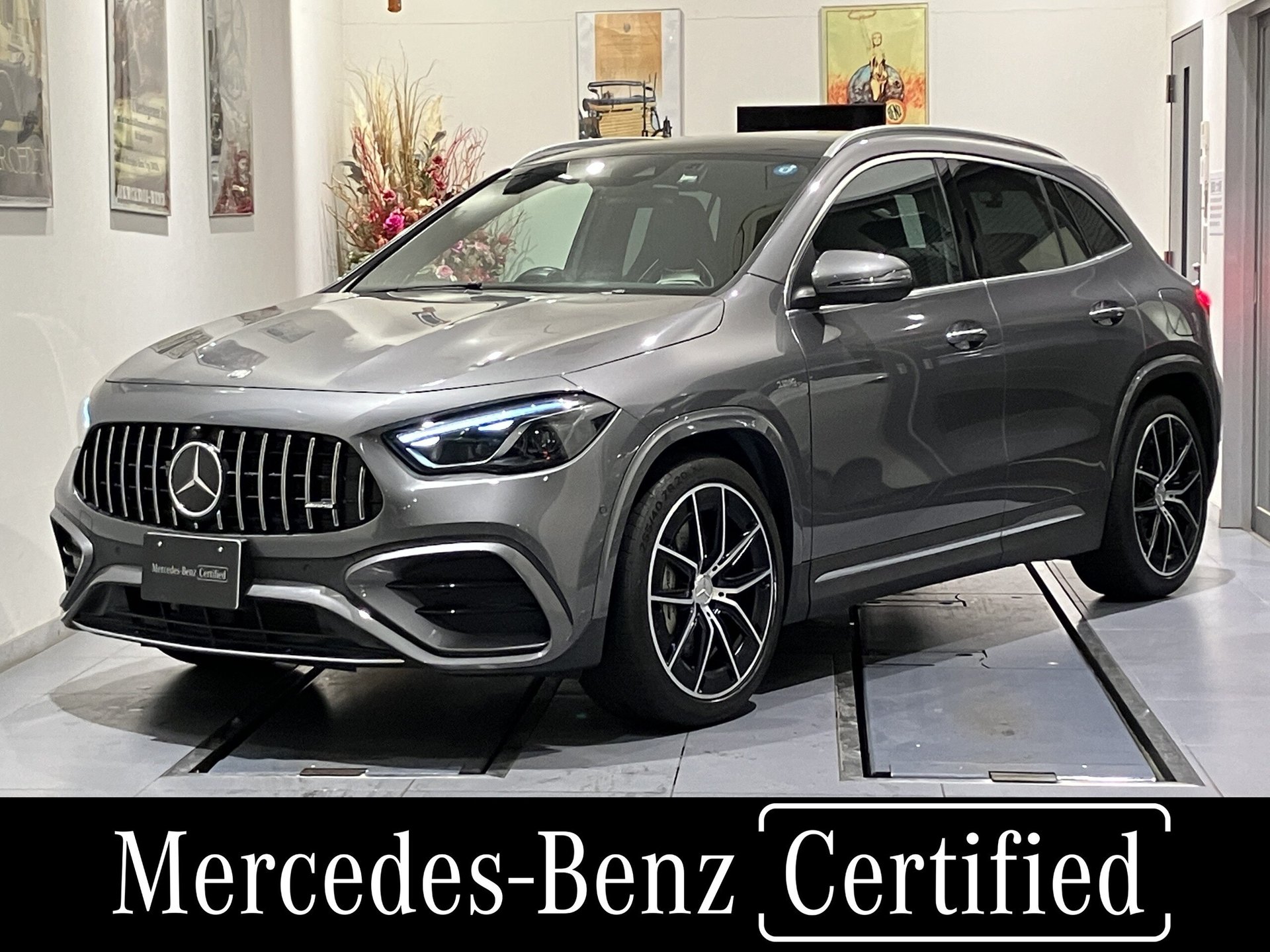 MERCEDES-BENZ GLA AMG - View 1