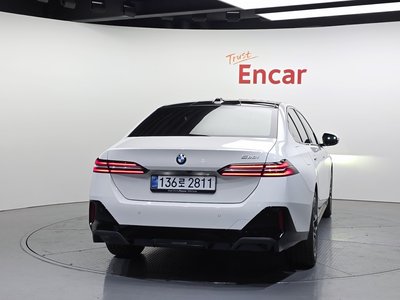 BMW 5 SERIES - 3