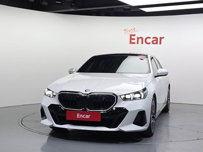 BMW 5 SERIES - 2