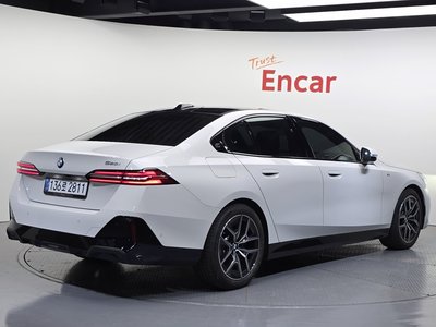 BMW 5 SERIES - 5