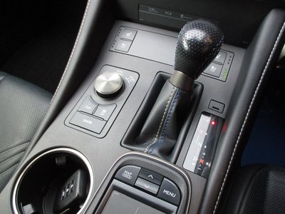 صورة مصغرة 20 لـ 2015 Lexus RC F