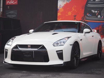 NISSAN GT-R - 1