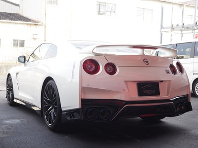 NISSAN GT-R - 6