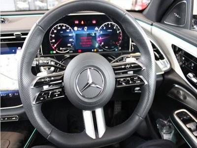 MERCEDES-BENZ E-CLASS - 9