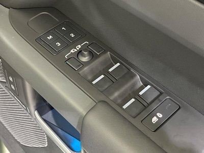 2023 LAND Rover DEFENDER 缩略图 33