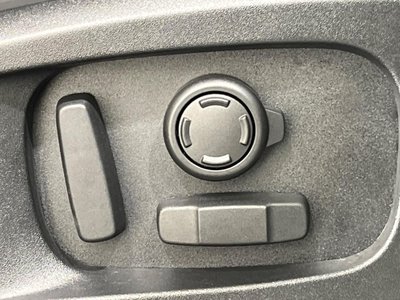 2023 LAND Rover DEFENDER 缩略图 24