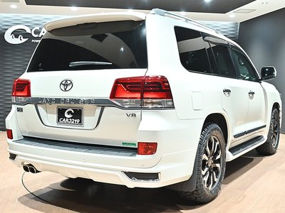 صورة 2 لـ 2021 Toyota LAND CRUISER 200