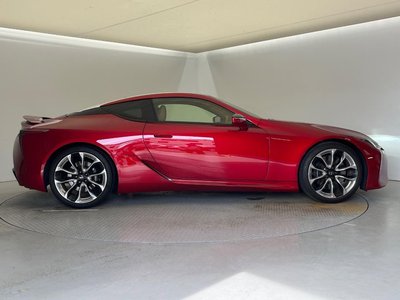 2017 Lexus LC thumbnail 26