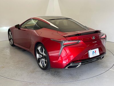 2017 Lexus LC thumbnail 23