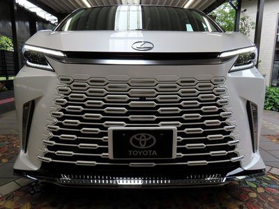 صورة مصغرة 19 لـ 2026 Lexus LM