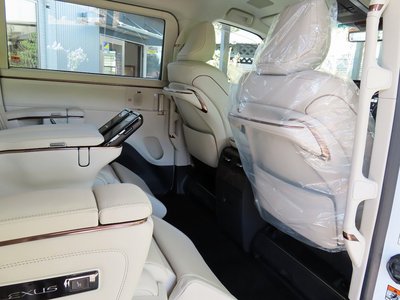 صورة مصغرة 69 لـ 2026 Lexus LM