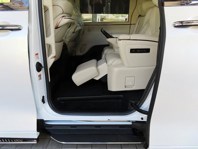 صورة مصغرة 61 لـ 2026 Lexus LM