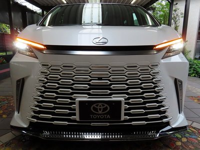 صورة مصغرة 23 لـ 2026 Lexus LM
