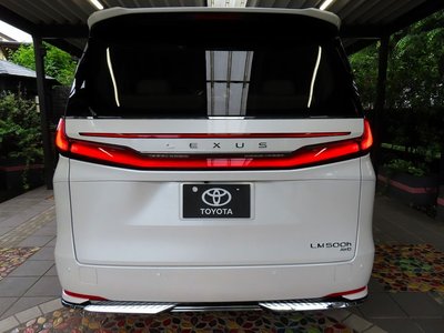 صورة مصغرة 27 لـ 2026 Lexus LM