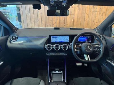 MERCEDES-BENZ GLA - 9