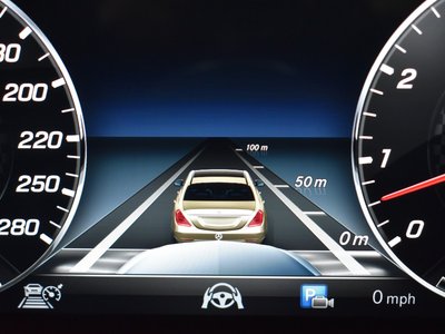 MERCEDES-BENZ E-CLASS AMG - 6