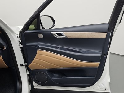 2022 Genesis GV80 — миниатюра 14