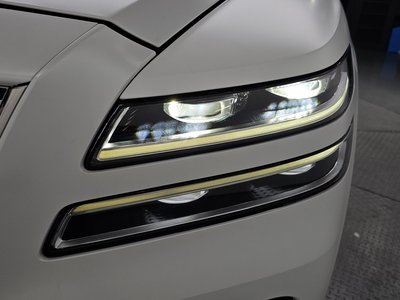 2022 Genesis GV80 photo 9