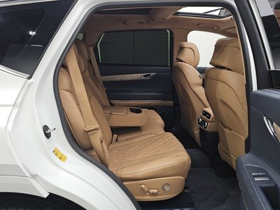 2022 Genesis GV80 — миниатюра 17