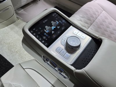 2022 Genesis G90 (RS4) — миниатюра 25