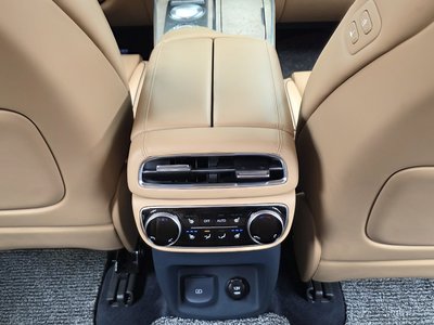 2020 Genesis GV80 — миниатюра 24