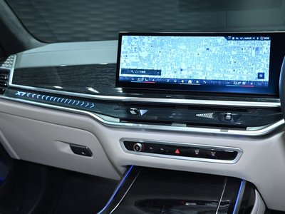 2024 BMW X7 — миниатюра 15