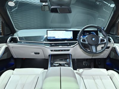 2024 BMW X7 — миниатюра 12