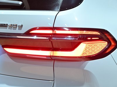 2024 BMW X7 — миниатюра 57