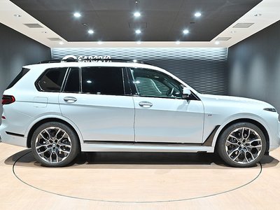 صورة 6 لـ 2024 BMW X7