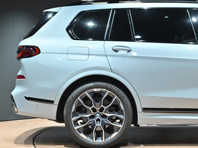 2024 BMW X7 — миниатюра 52