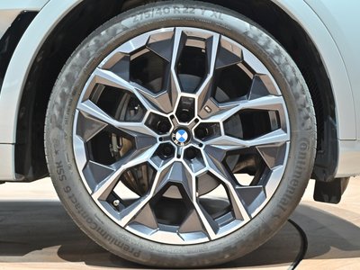 2024 BMW X7 — миниатюра 61