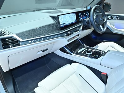 2024 BMW X7 — миниатюра 11