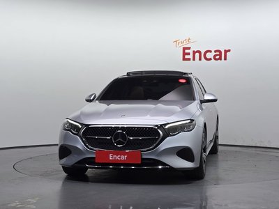 MERCEDES-BENZ E-CLASS - 2