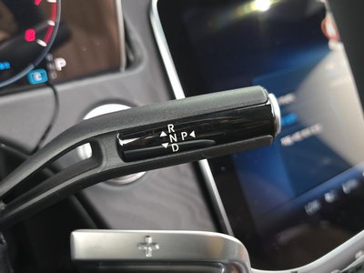 MERCEDES-BENZ E-CLASS - 9