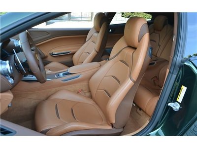 2019 Ferrari GTC4 LUSSO — миниатюра 12
