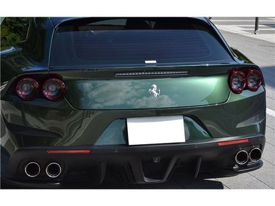 2019 Ferrari GTC4 LUSSO — миниатюра 18