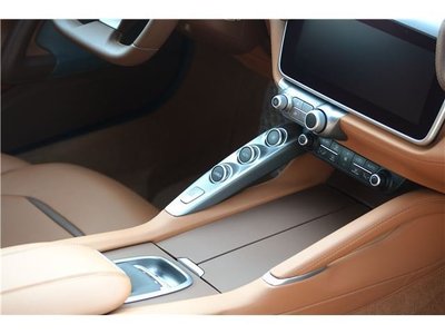 2019 Ferrari GTC4 LUSSO — миниатюра 26