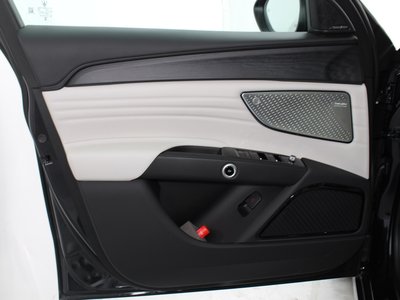 صورة مصغرة 88 لـ 2023 Maserati GRECALE